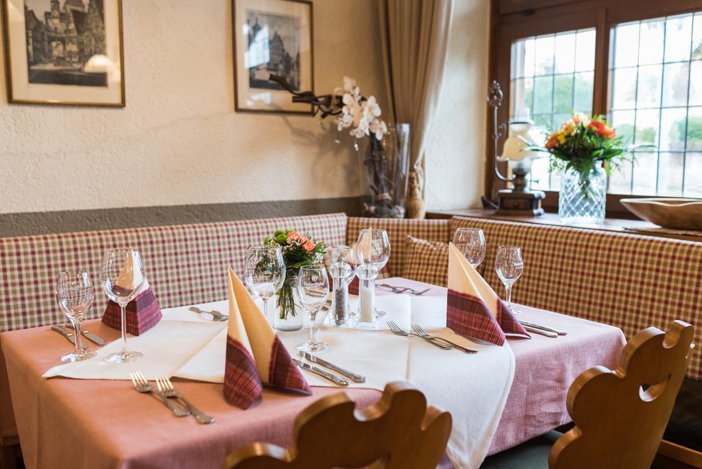 Gasthaus Zum Specht ヘースバッハ エクステリア 写真