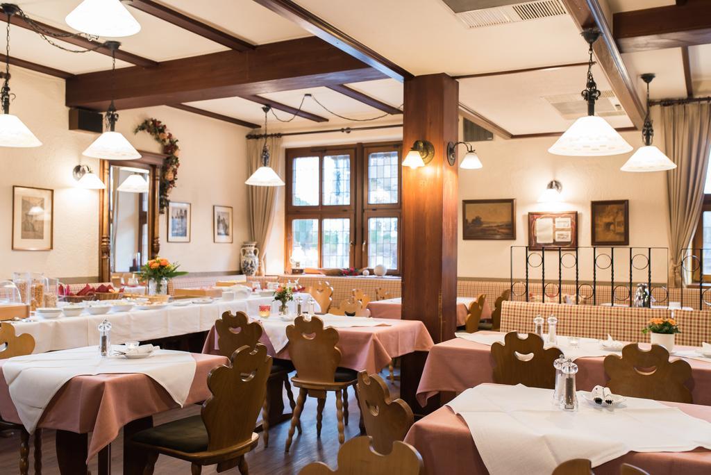Gasthaus Zum Specht ヘースバッハ エクステリア 写真